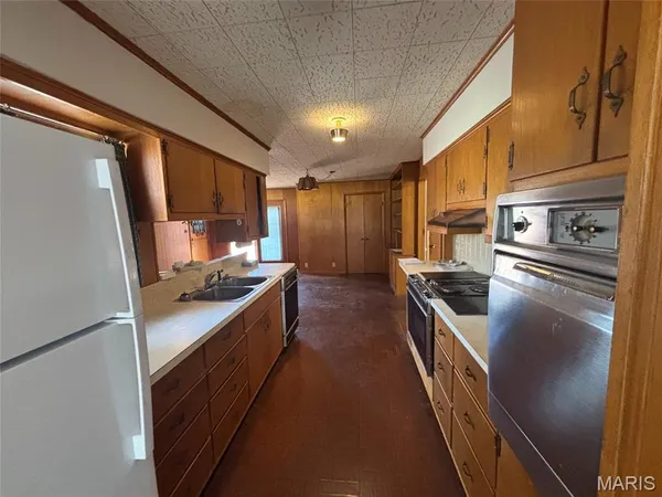 $165,000 | 614 North Oak Street, Vandalia, MO 63382