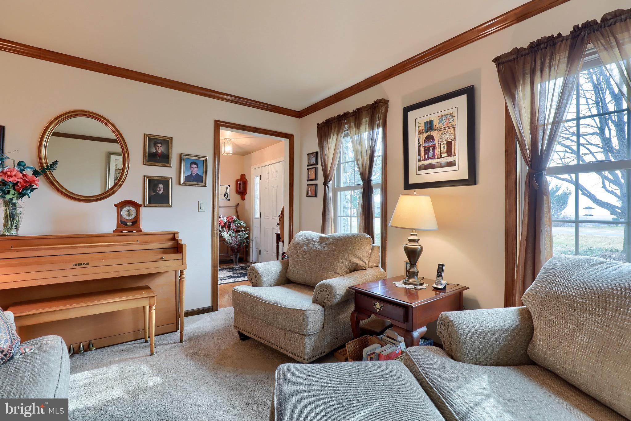 1557 Ridge Road Elizabethtown, PA 17022 - Photo 4 of 43