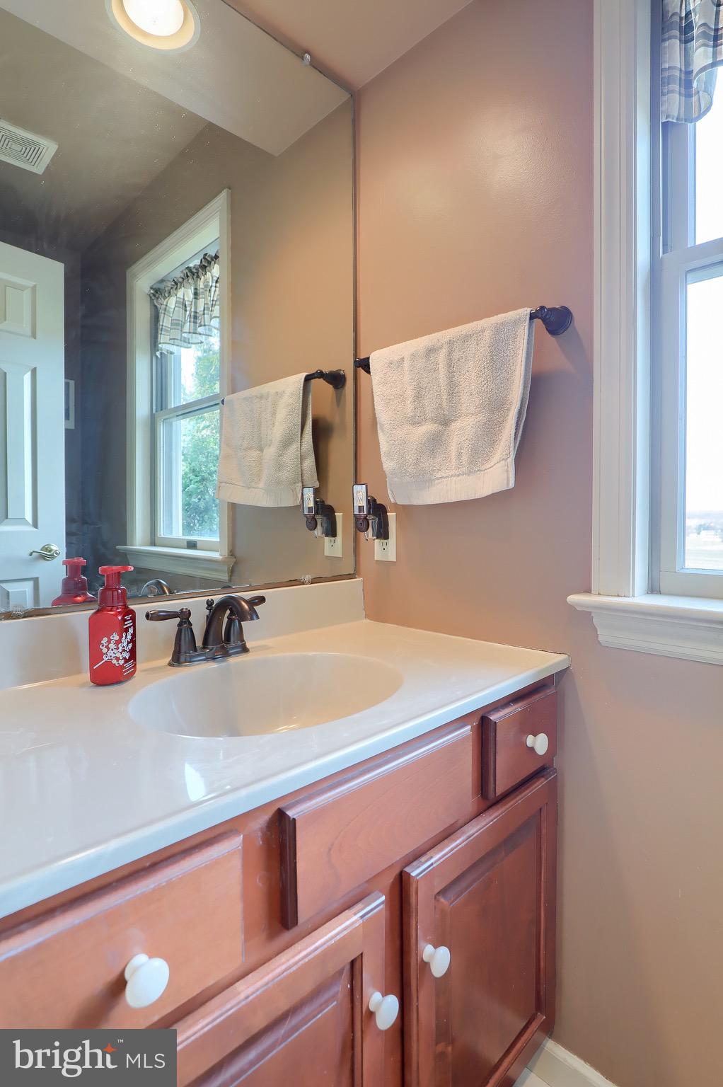 1557 Ridge Road Elizabethtown, PA 17022 - Photo 10 of 43