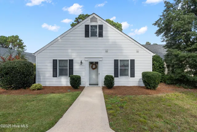 $225,000 | 13 Village Green Circle, Southern Pines, NC 28387