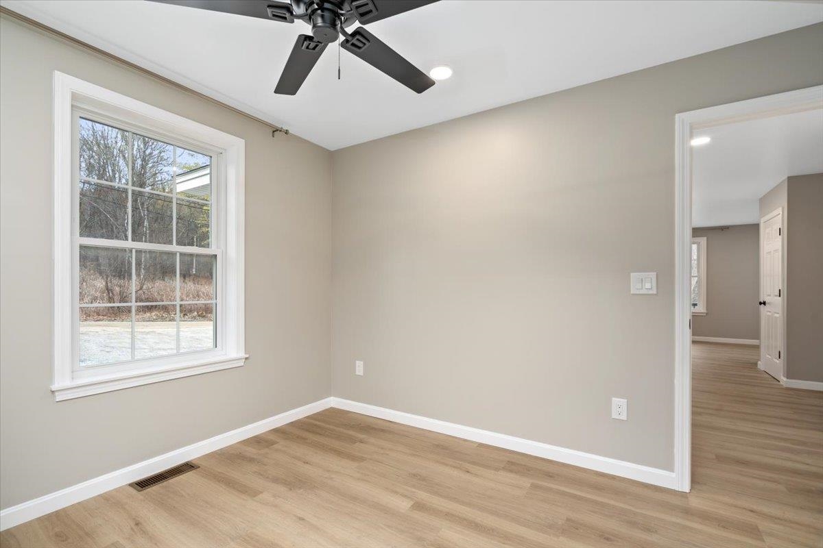 237 Maplewold Road Weare, NH 03281 - Photo 25 of 39