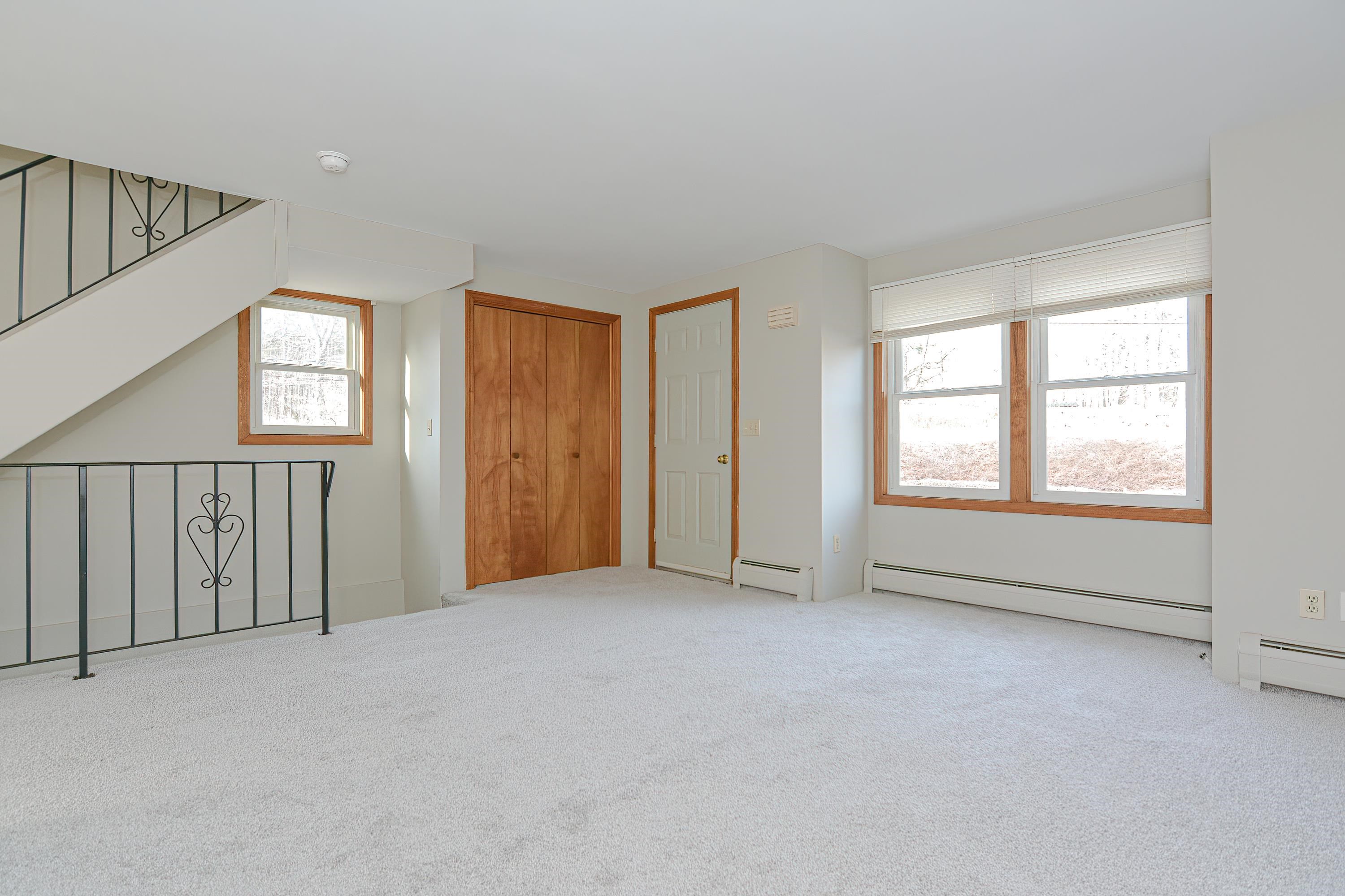 36 Tenney Road, Unit 4 Sandown, NH 03873 - Photo 5 of 23