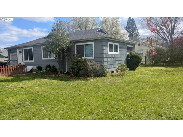 $299,000 | 2330 West 14th Avenue, Eugene, OR 97402