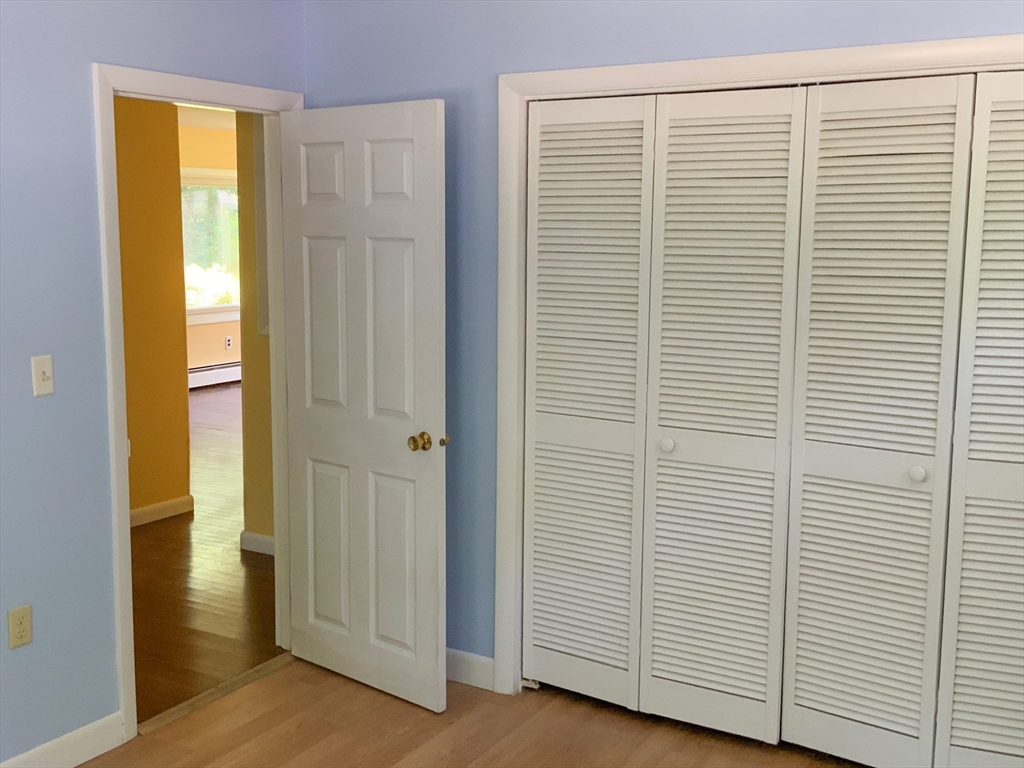12 Old County Road Westminster, MA 01473 - Photo 18 of 23