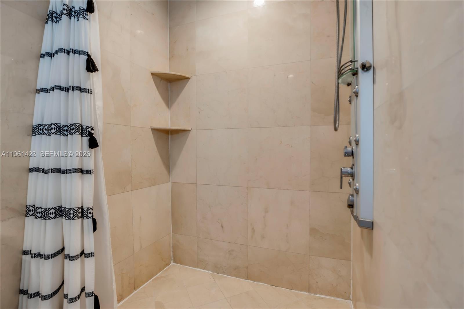 21451 Sawmill Court Boca Raton, FL 33498 - Photo 24 of 67