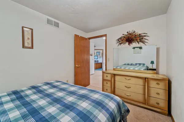 $1,999,000 | N1100 Wood Lane, Pulaski, WI 54162