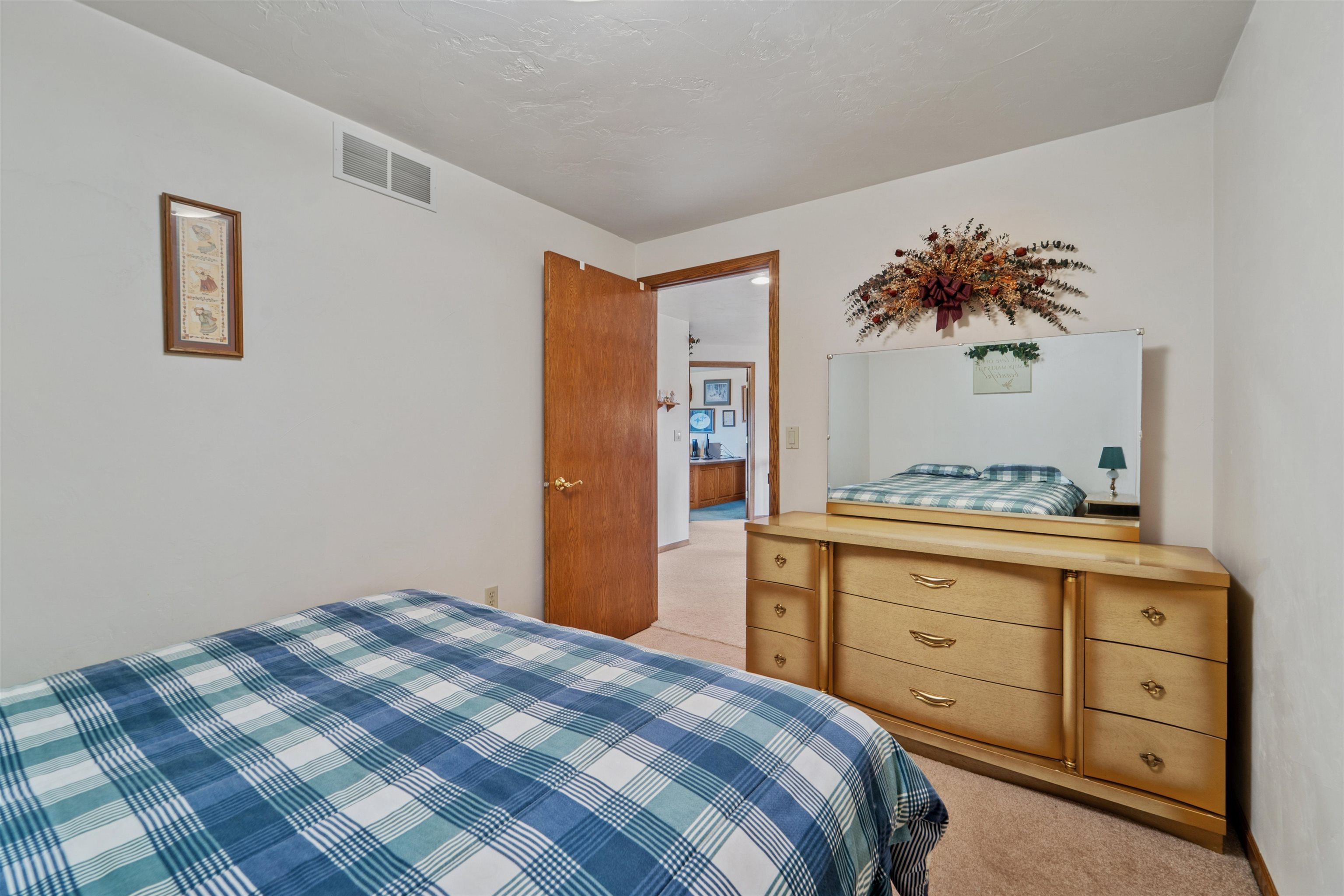 N1100 Wood Lane Pulaski, WI 54162 - Photo 25 of 84