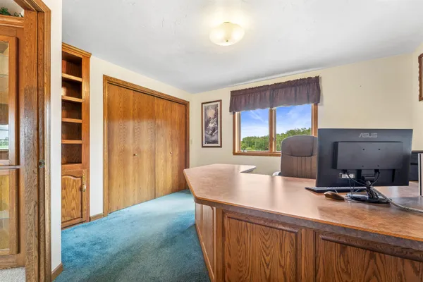 $1,999,000 | N1100 Wood Lane, Pulaski, WI 54162