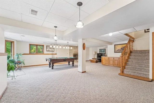 $1,999,000 | N1100 Wood Lane, Pulaski, WI 54162