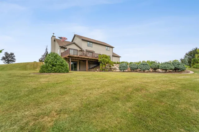 $1,999,000 | N1100 Wood Lane, Pulaski, WI 54162
