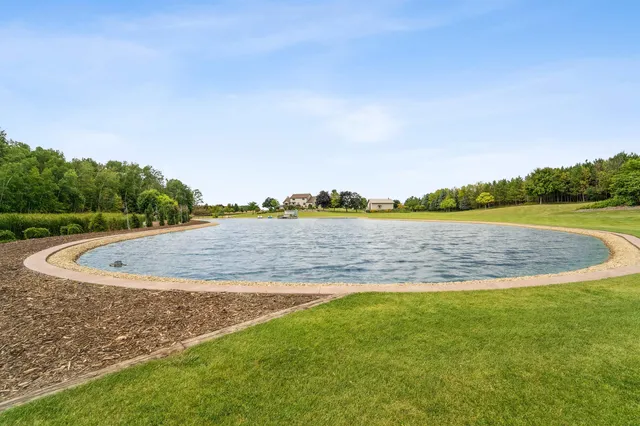 $1,999,000 | N1100 Wood Lane, Pulaski, WI 54162