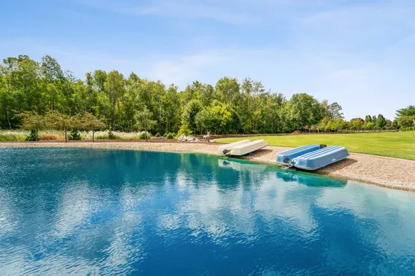 $1,999,000 | N1100 Wood Lane, Pulaski, WI 54162