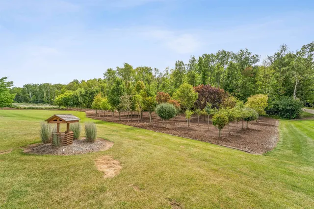 $1,999,000 | N1100 Wood Lane, Pulaski, WI 54162