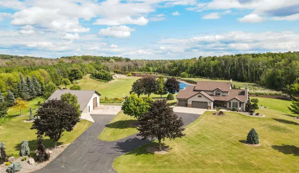 $1,999,000 | N1100 Wood Lane, Pulaski, WI 54162