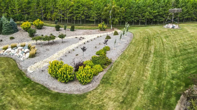 $1,999,000 | N1100 Wood Lane, Pulaski, WI 54162