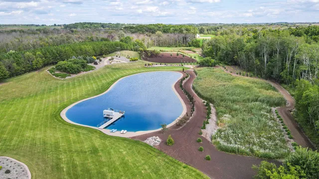 $1,999,000 | N1100 Wood Lane, Pulaski, WI 54162
