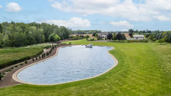 $1,999,000 | N1100 Wood Lane, Pulaski, WI 54162