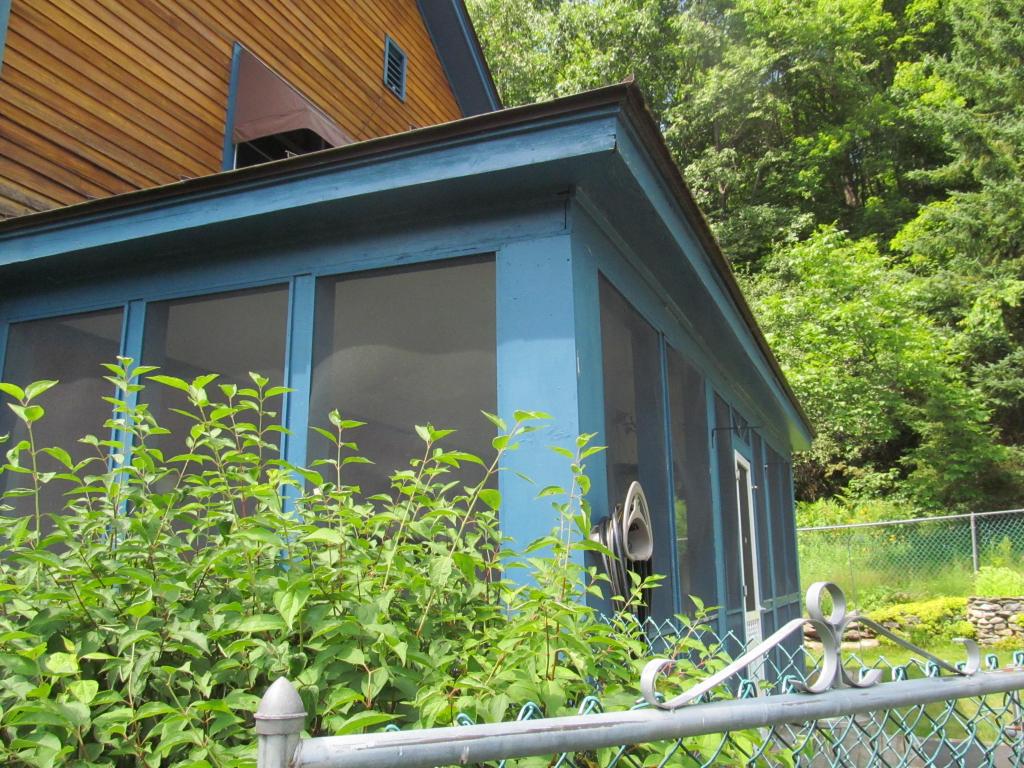 790 Journeys End Mendon, VT 05701 - Photo 6 of 36 Gallery Image 6