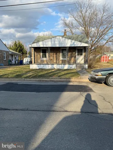 $215,000 | 831 West 13th Street, Front Royal, VA 22630