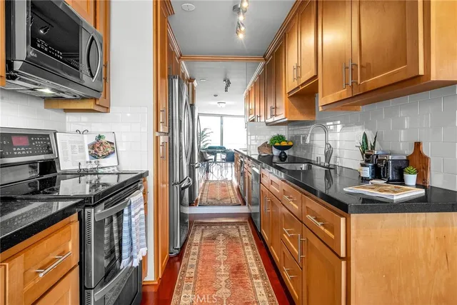 $6,250 | 531 Esplanade, Unit 714, Redondo Beach, CA 90277