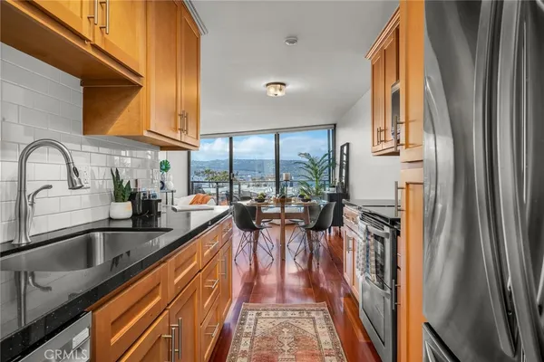 $5,900 | 531 Esplanade, Unit 714, Redondo Beach, CA 90277