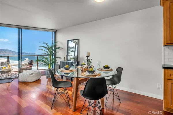 $5,900 | 531 Esplanade, Unit 714, Redondo Beach, CA 90277