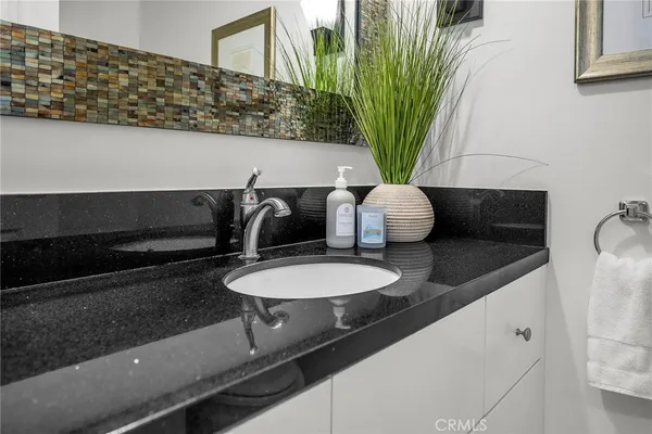 $5,900 | 531 Esplanade, Unit 714, Redondo Beach, CA 90277