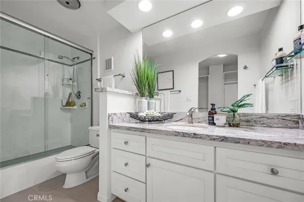 $5,900 | 531 Esplanade, Unit 714, Redondo Beach, CA 90277