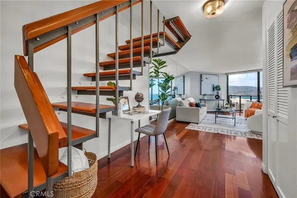 $5,900 | 531 Esplanade, Unit 714, Redondo Beach, CA 90277