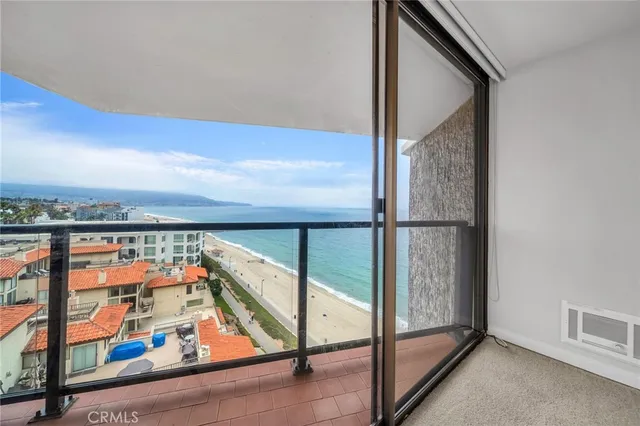 $6,250 | 531 Esplanade, Unit 714, Redondo Beach, CA 90277