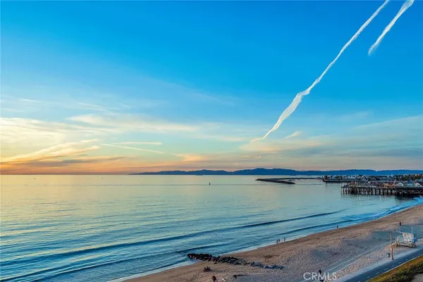 $5,900 | 531 Esplanade, Unit 714, Redondo Beach, CA 90277