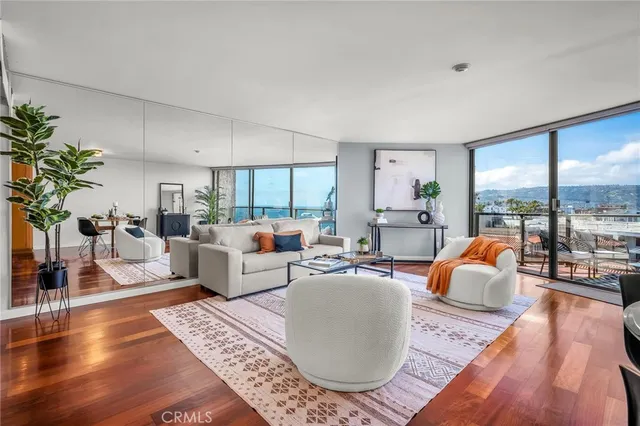 $6,250 | 531 Esplanade, Unit 714, Redondo Beach, CA 90277