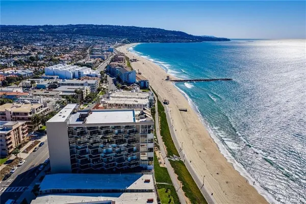 $5,900 | 531 Esplanade, Unit 714, Redondo Beach, CA 90277