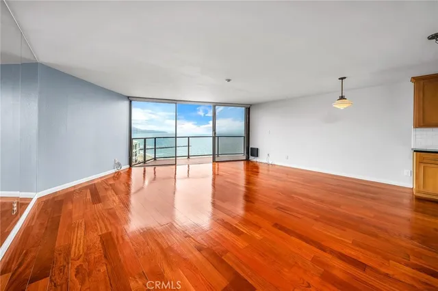 $6,250 | 531 Esplanade, Unit 714, Redondo Beach, CA 90277