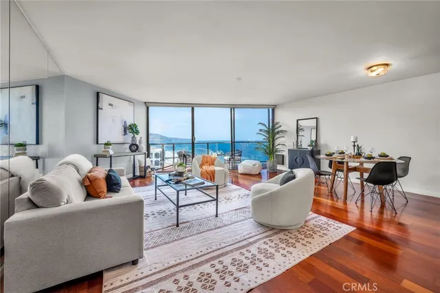 $6,250 | 531 Esplanade, Unit 714, Redondo Beach, CA 90277