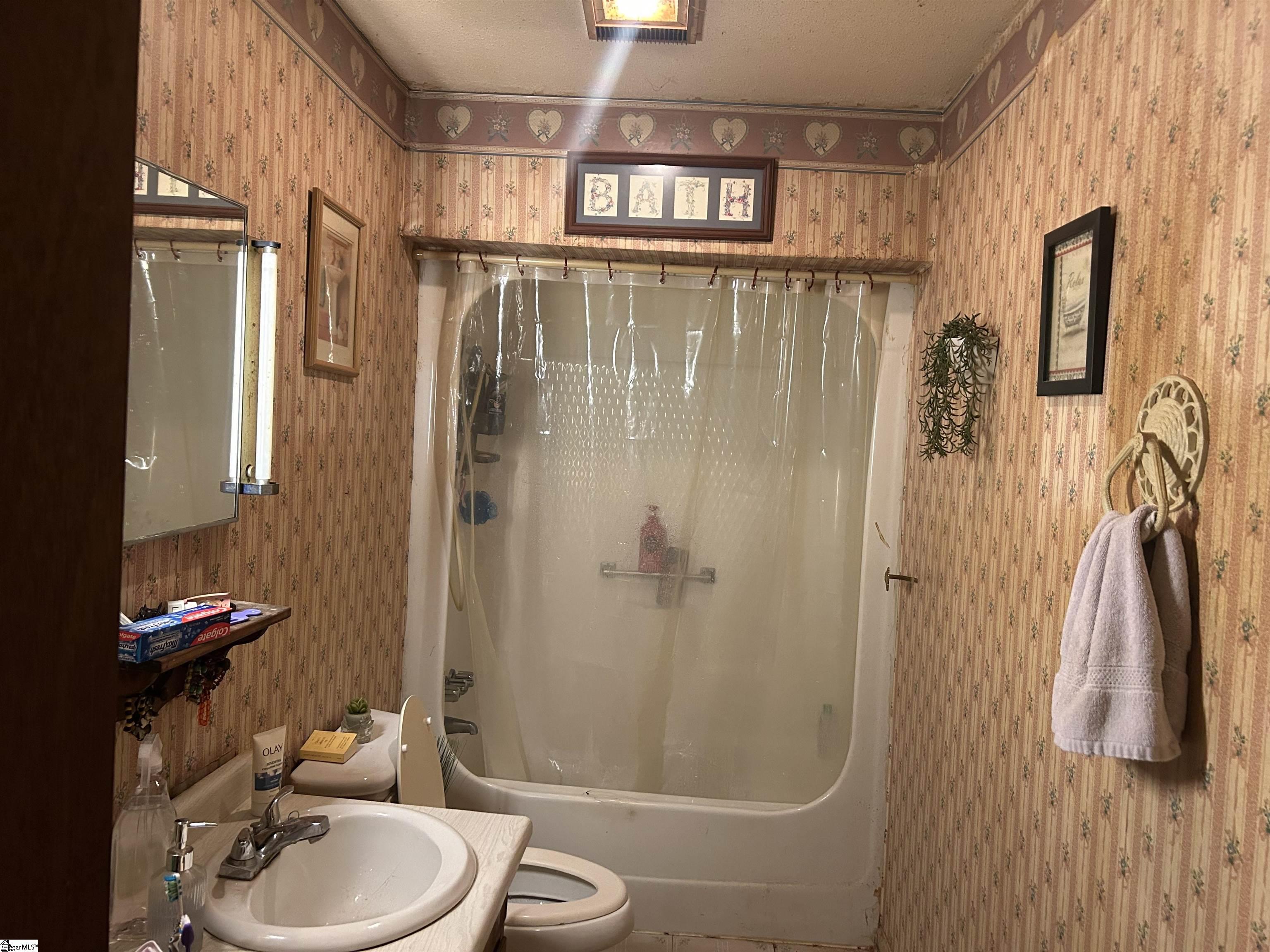 276 Al Drive Clinton, SC 29325 - Photo 15 of 26