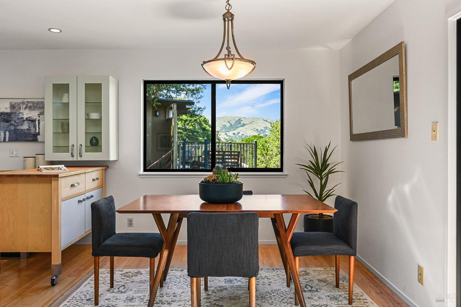 37 Manzanita Road Fairfax, CA 94930 - Photo 13 of 61