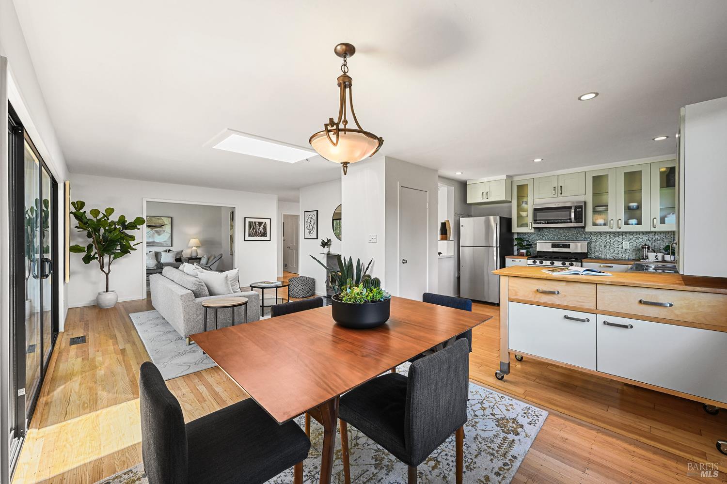 37 Manzanita Road Fairfax, CA 94930 - Photo 17 of 61