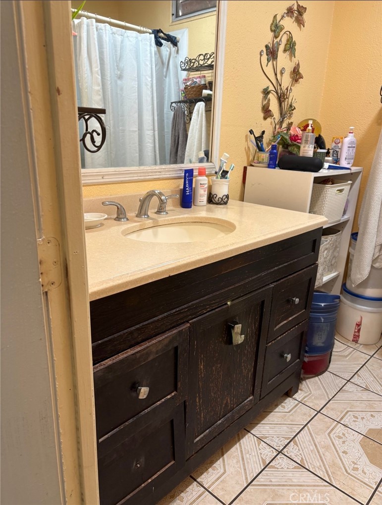 12101 Indiana Avenue, Unit 32 Riverside, CA 92503 - Photo 6 of 11