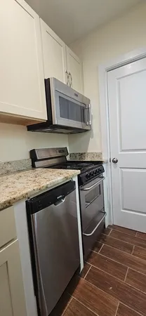 $2,100 | 19 Clark Street, Unit 1, Boston, MA 02113