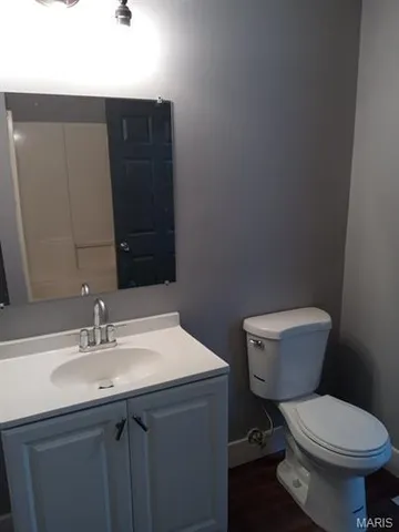 $1,350 | 2767 Bacon Street, St. Louis, MO 63106