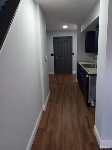 $1,350 | 2767 Bacon Street, St. Louis, MO 63106