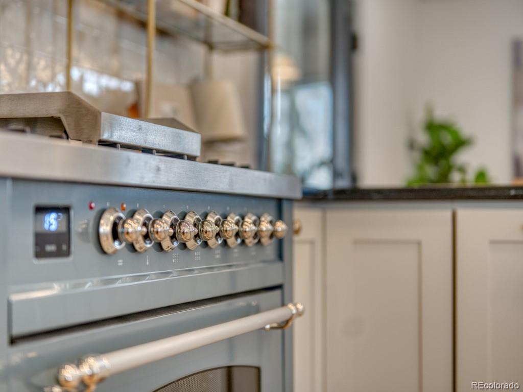 3815 Quail Court Wheat Ridge, CO 80033 - Photo 5 of 45