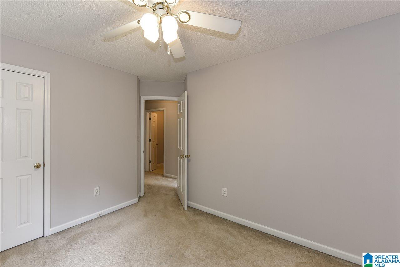 160 Lake Terrace Alabaster, AL 35007 - Photo 30 of 36