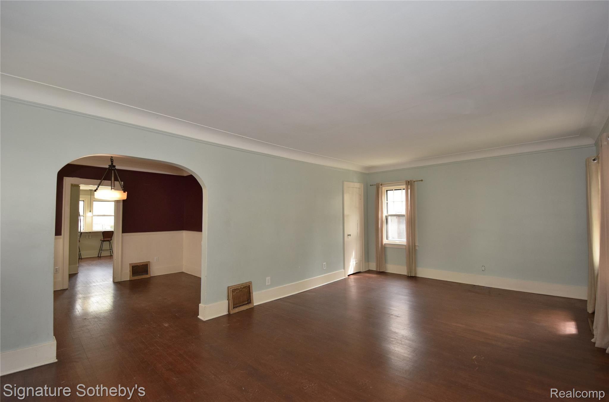 53 Wellesley Drive Pleasant Ridge, MI 48069 - Photo 11 of 49 Living Room with View Into Dining Room