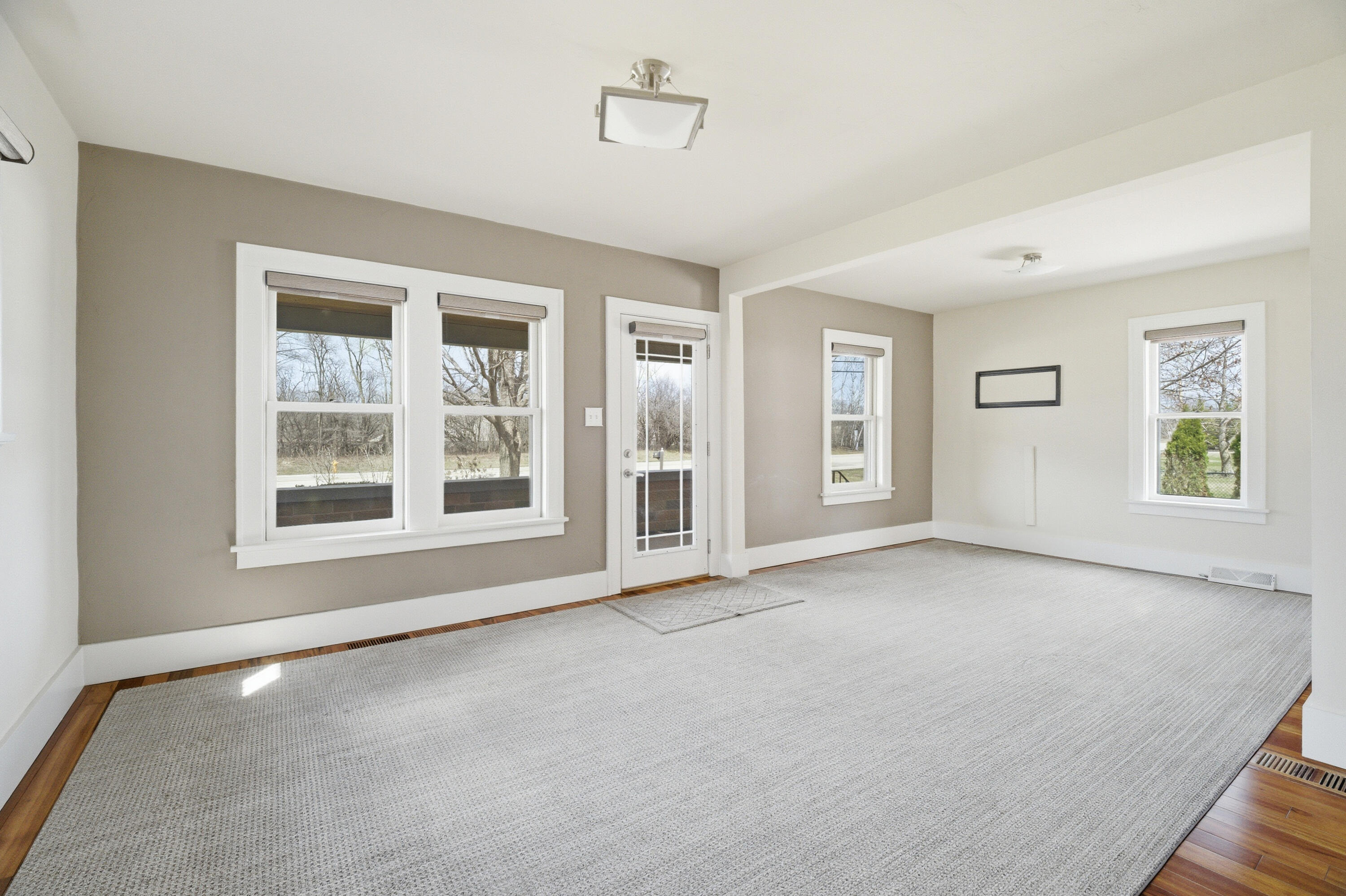 1881 West Main Street Little Chute, WI 54911 - Photo 2 of 78 Photo-2