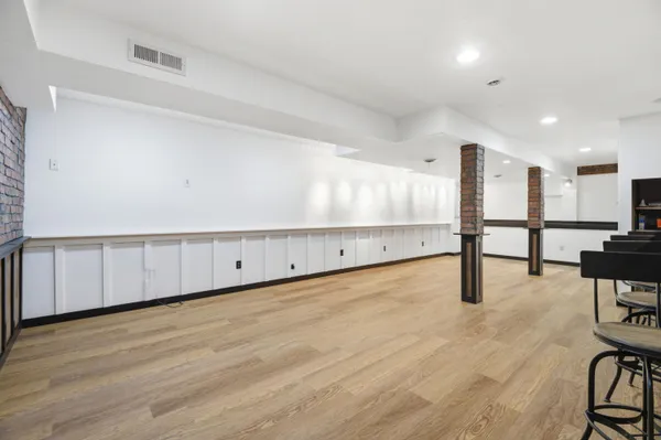 $697,900 | 1881 West Main Street, Little Chute, WI 54911