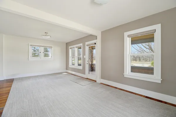 $697,900 | 1881 West Main Street, Little Chute, WI 54911