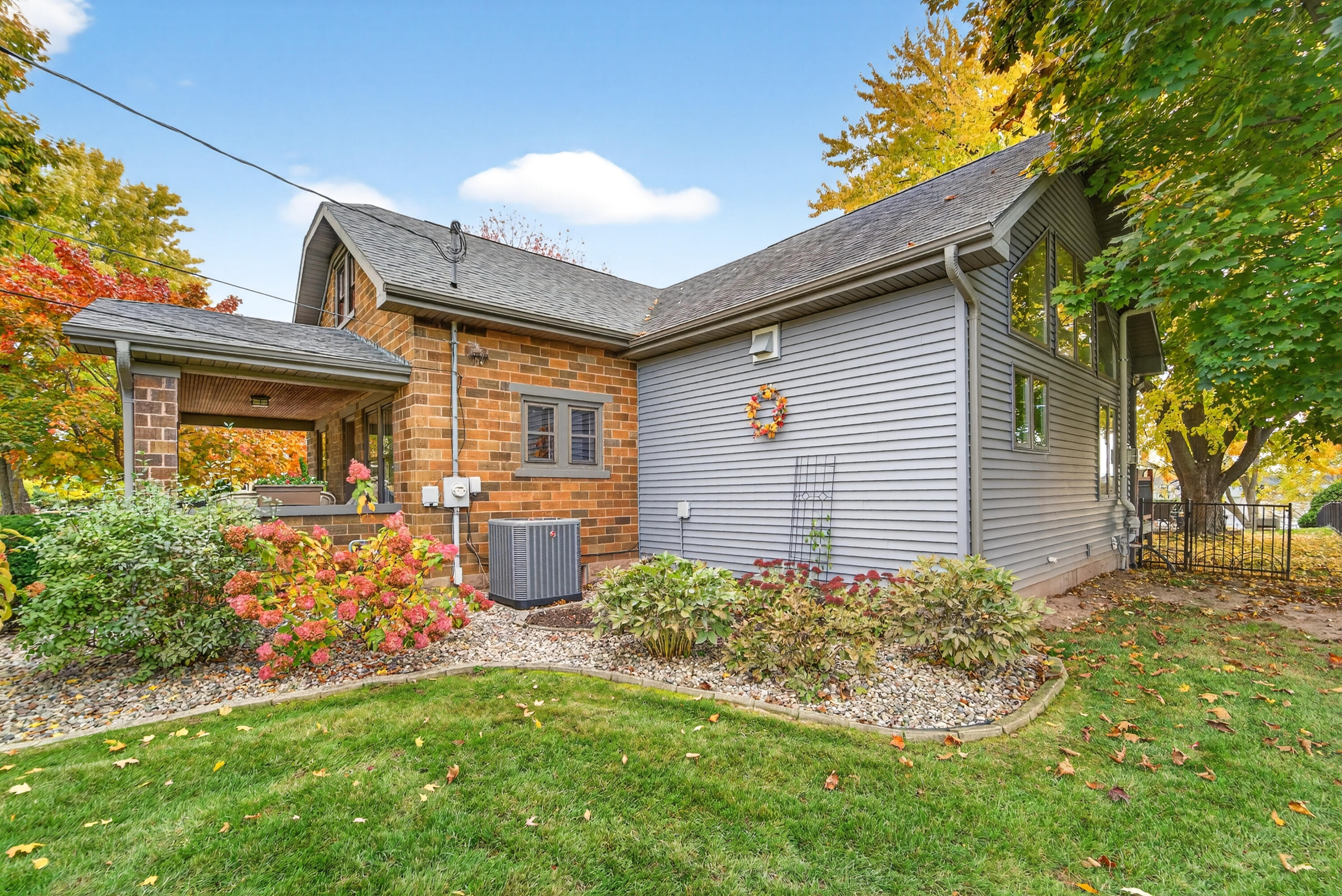 1881 West Main Street Little Chute, WI 54911 - Photo 58 of 78 photo-7