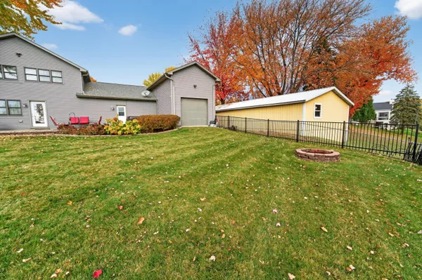 $697,900 | 1881 West Main Street, Little Chute, WI 54911